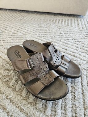 Clarks Women's Brown Leather Slide Sandals